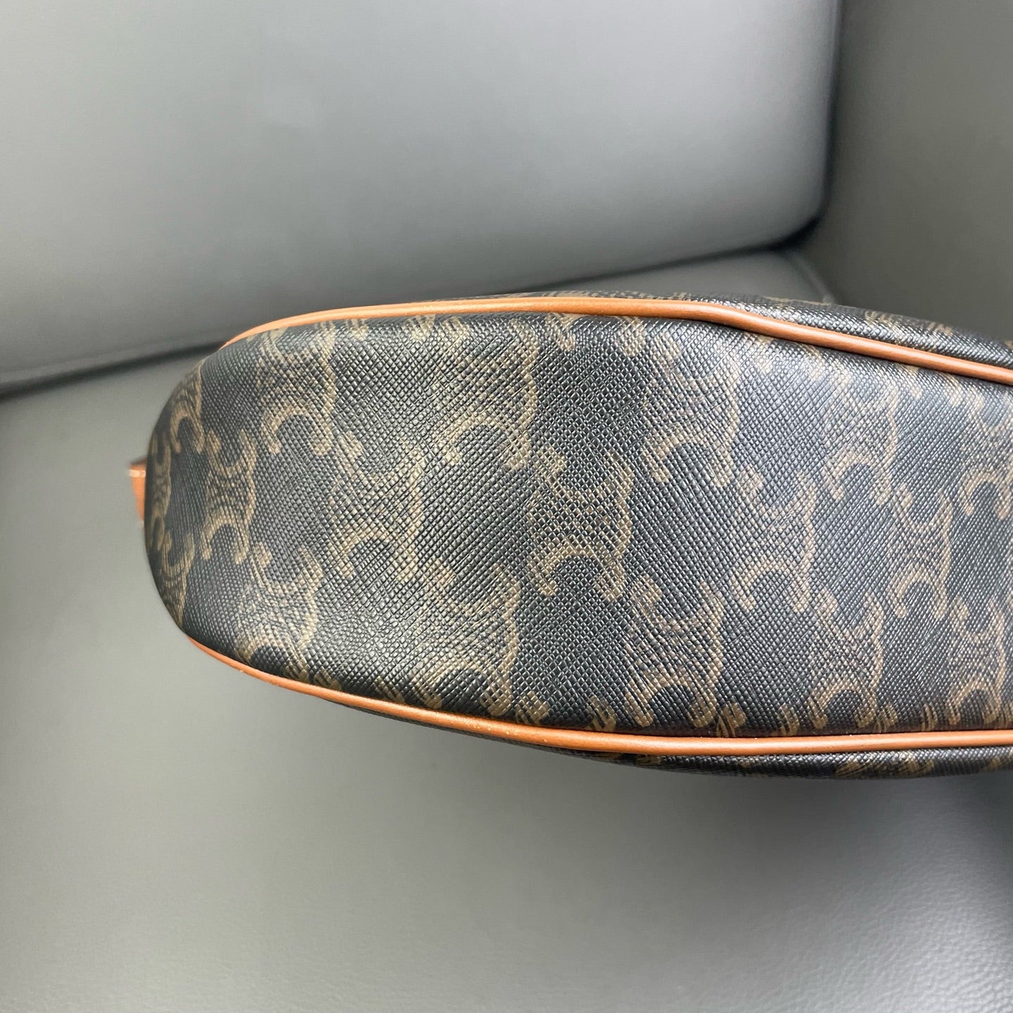 Very Good ( Rank A) ｜ CELINE AVA Shoulder Bag