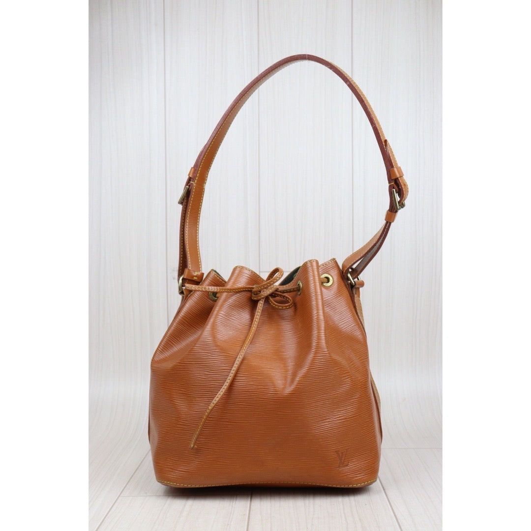 Rank AB ｜ LV Epi Shoulder Bag｜V23110927