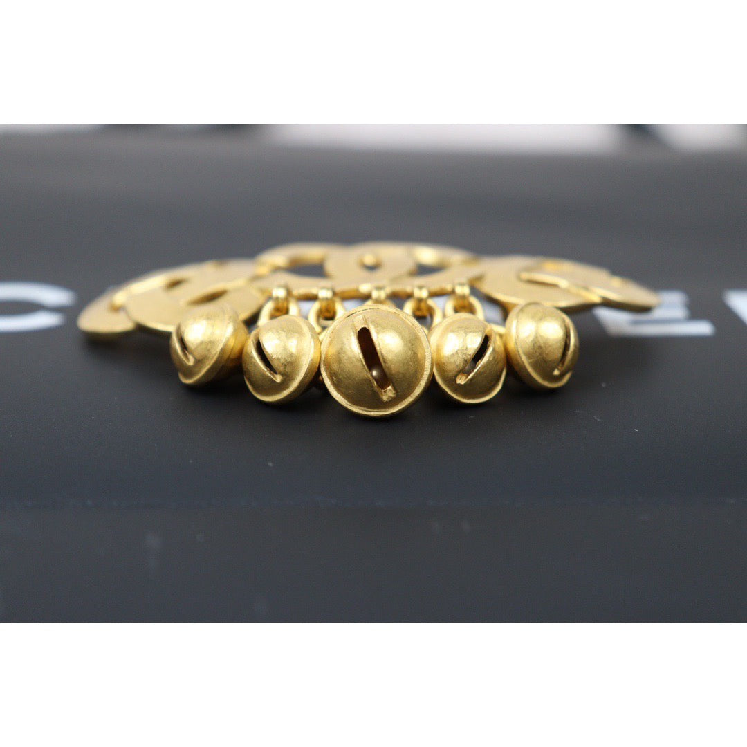 Rank A ｜ CHANEL Coco Mark Bell Gold Brooch ｜Q24050945