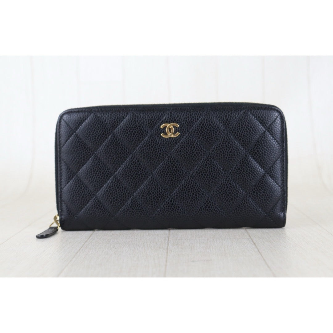 Include Entrupy Certificate of Authenticity｜Very Good ( Rank A)｜CHANEL Matlasse Caviar Skin Classic Long Zip Wallet Black Made In 2014-2015 Year｜S26080104