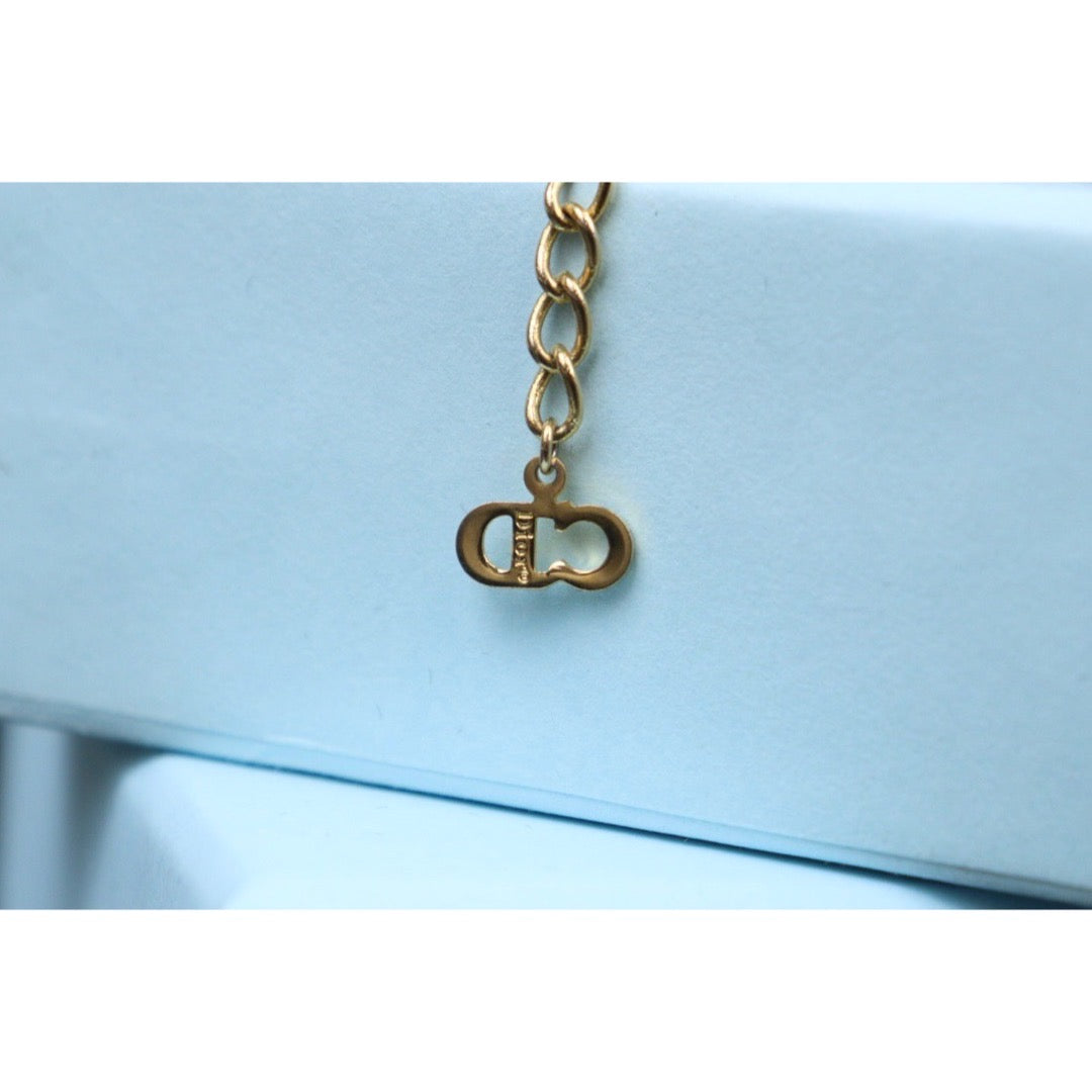 Very Good ( Rank A) ｜ Dior CD Necklace Gold Plated ｜V24030757