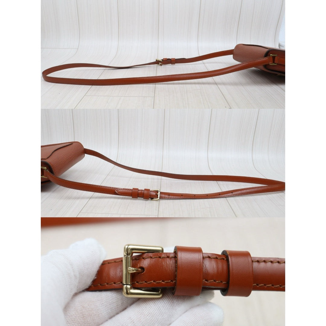 Good ( Rank AB)｜ LV Epi Saint Cloud PM Shoulder Bag Caramel｜V25102805