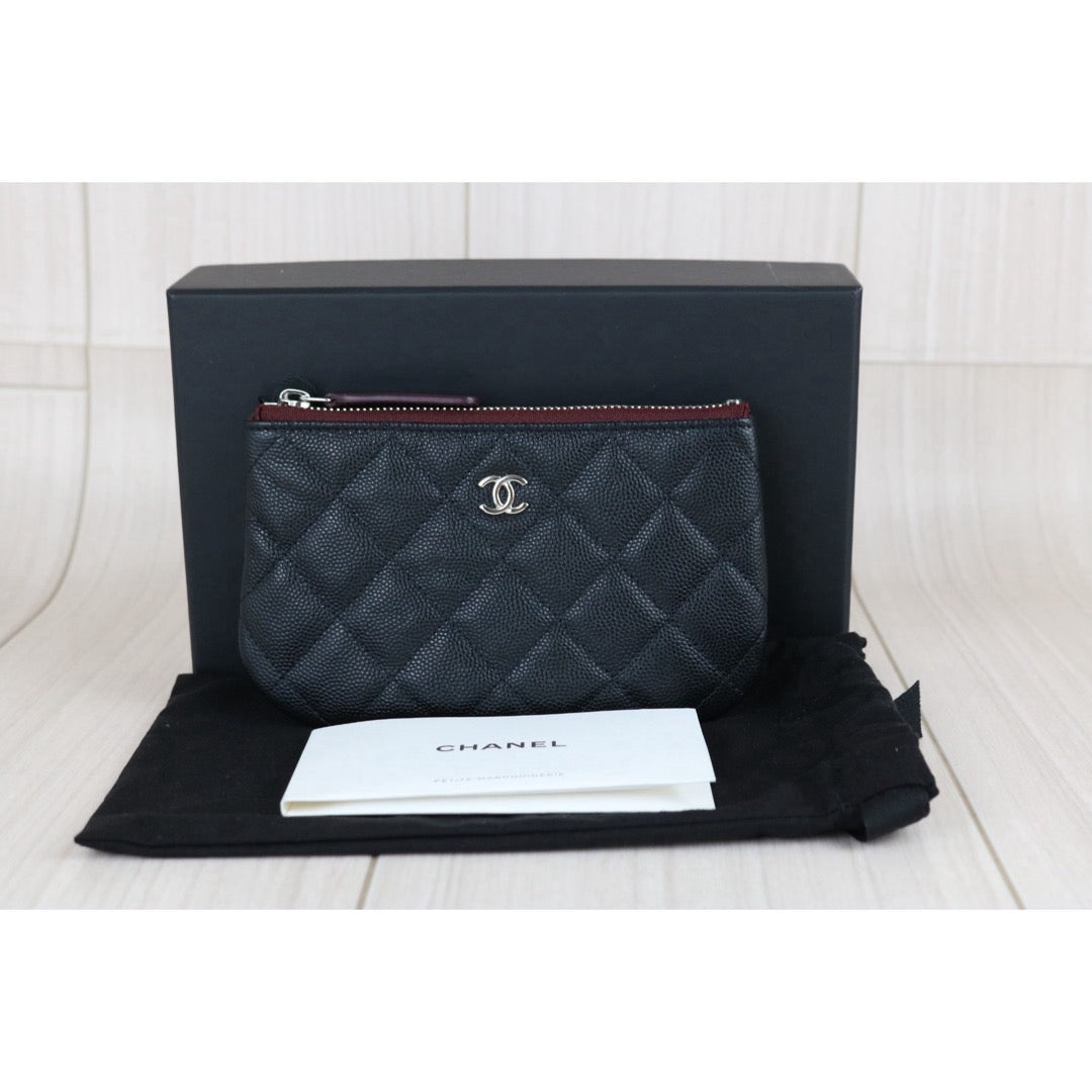 Include Entrupy Certificate of Authenticity｜Excellent（Rank SA）｜CHANEL Caviar Skin Calf Leather Card Holder Black IC Chips Model｜X26081807