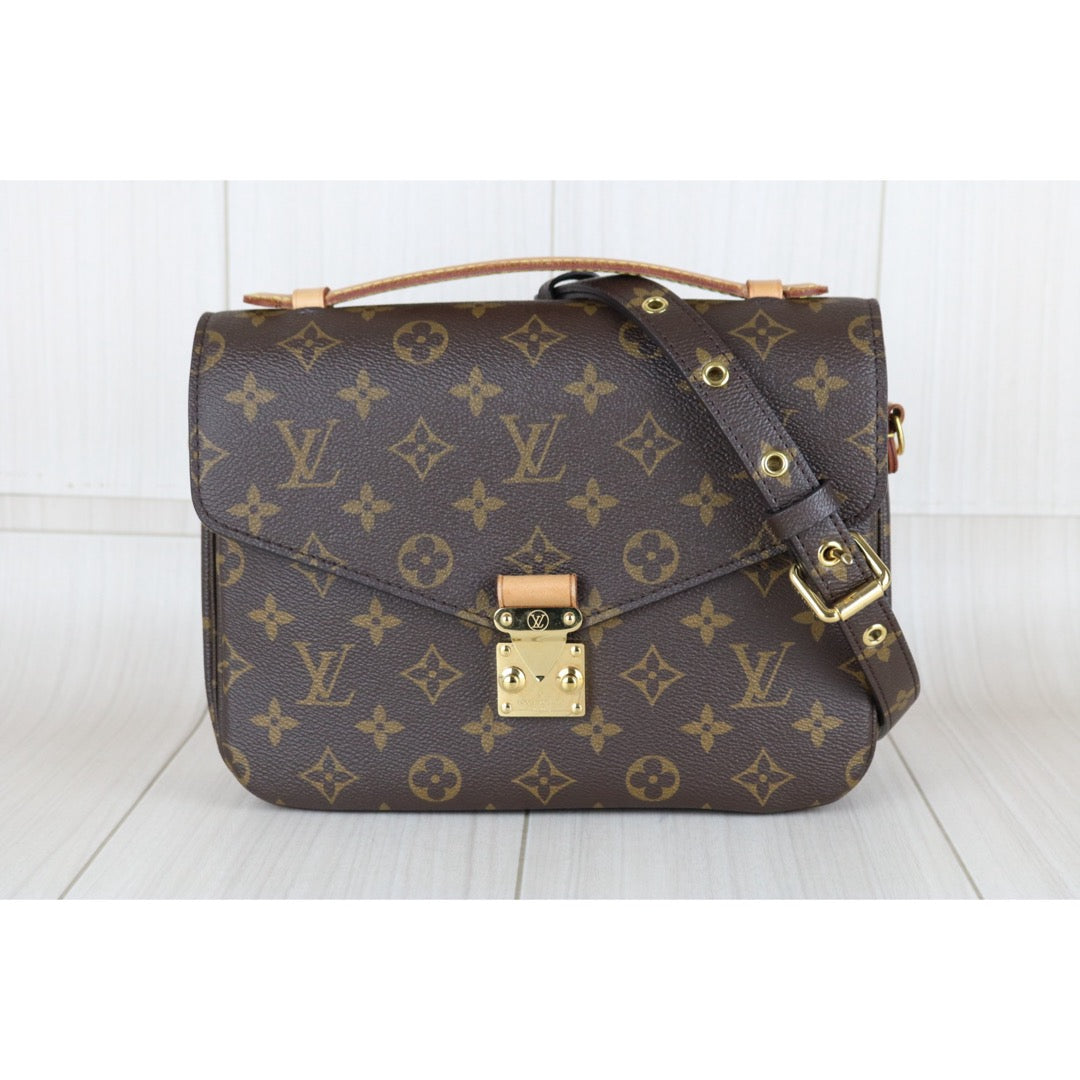 Good ( Rank AB)｜LV Monogram Pichette Metis ShoulderBag IC Chips Model｜X26030109