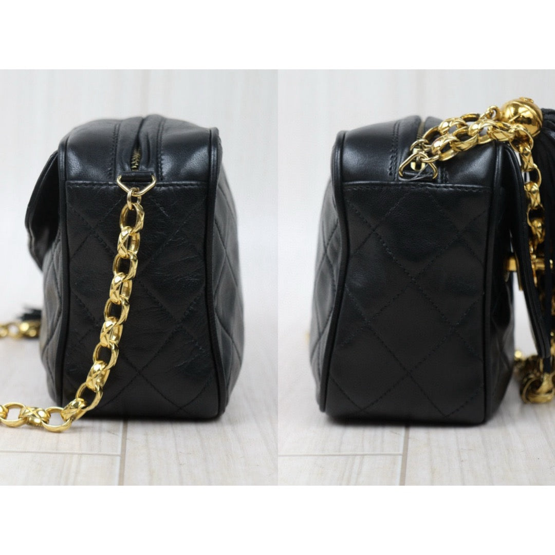 Good ( Rank AB)｜ CHANEL Matrasse Chain Camera Bag  18 Shoulder Bag Black  Made in 1994-1996Year ｜P24120209