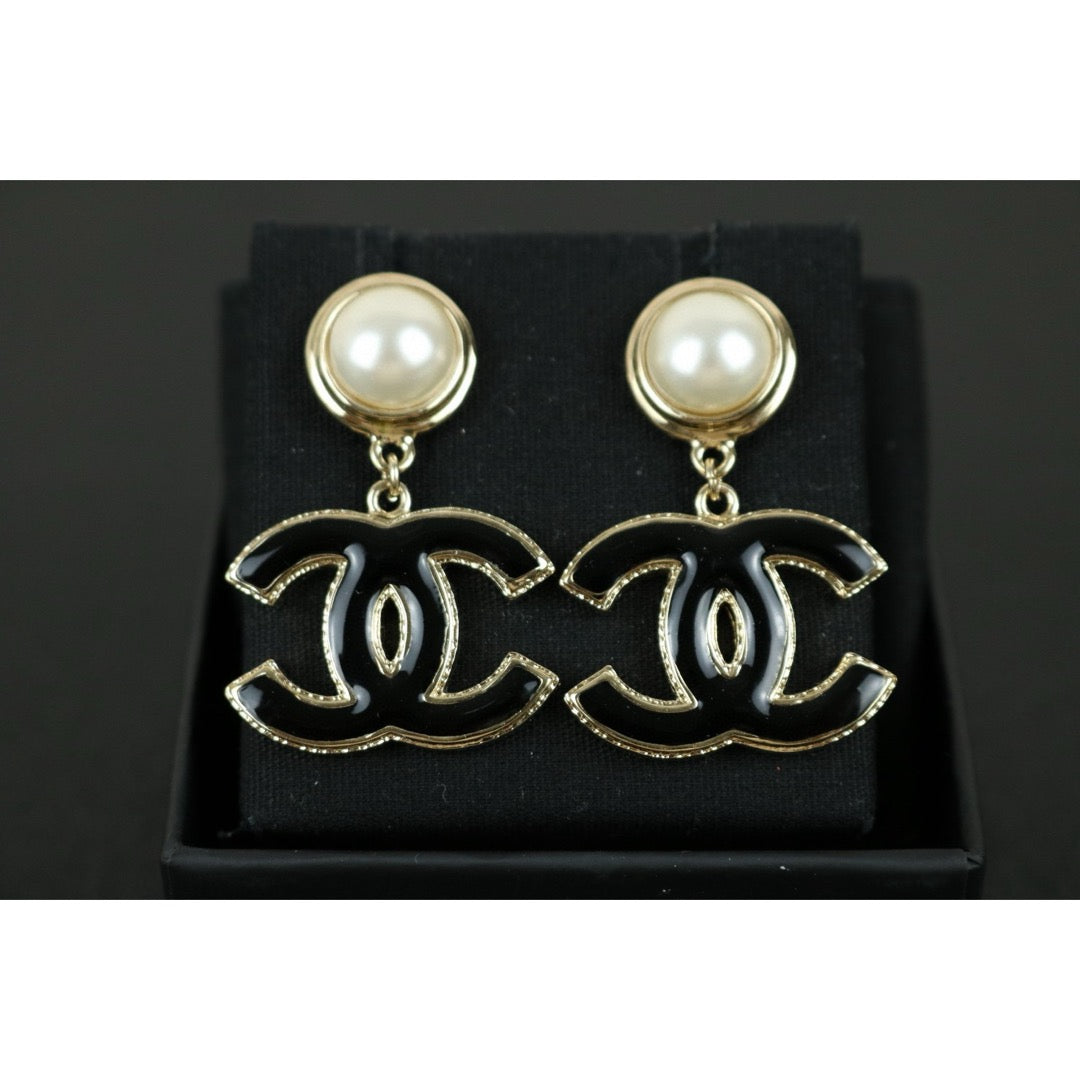 Very Good ( Rank A) ｜CHANEL Pearl COCO Mark Drop Stud Earrings ｜X24111202