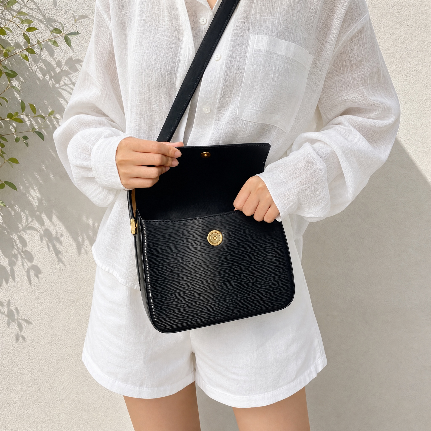 Include Entrupy Certificate of Authenticity｜Very Good ( Rank A)｜ Louis Vuitton Epi  Shoulder Bag Black｜26080101