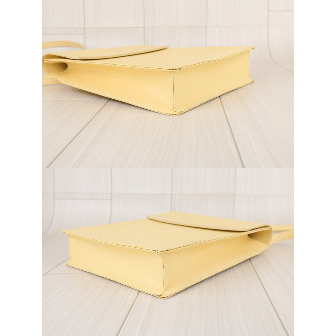 Very Good ( Rank A)｜LV Epi  Ramatuelle Vanilla Shoulder Bag Yellow｜X25032002