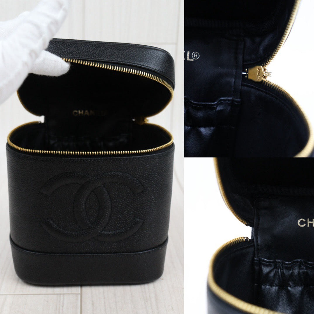 Rank AB ｜ CHANEL Caviar Skin Vanity Handbag ｜24031405