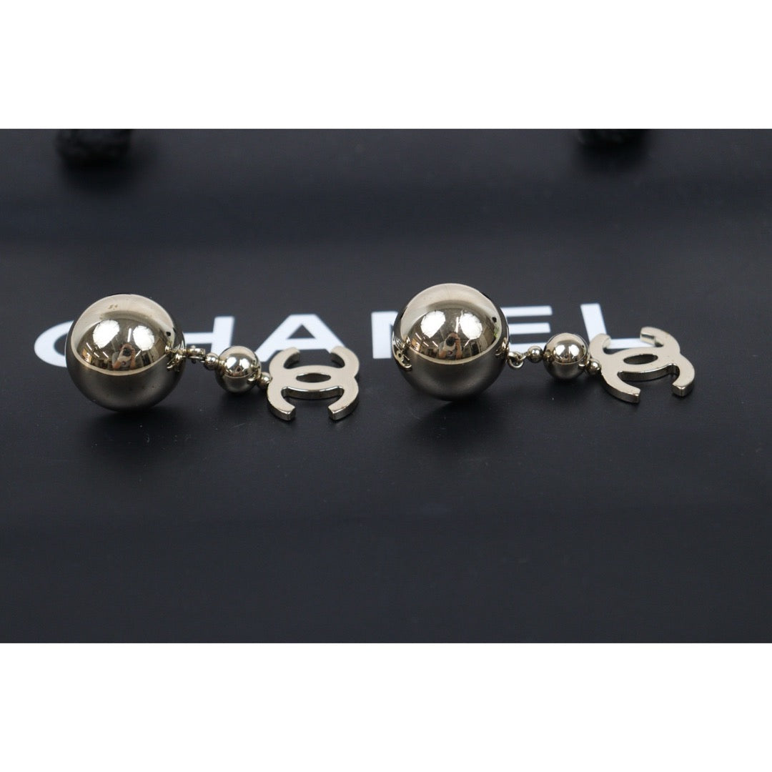 Very Good ( Rank A) ｜CHANEL Coco Mark Round Earrings ｜V25080718