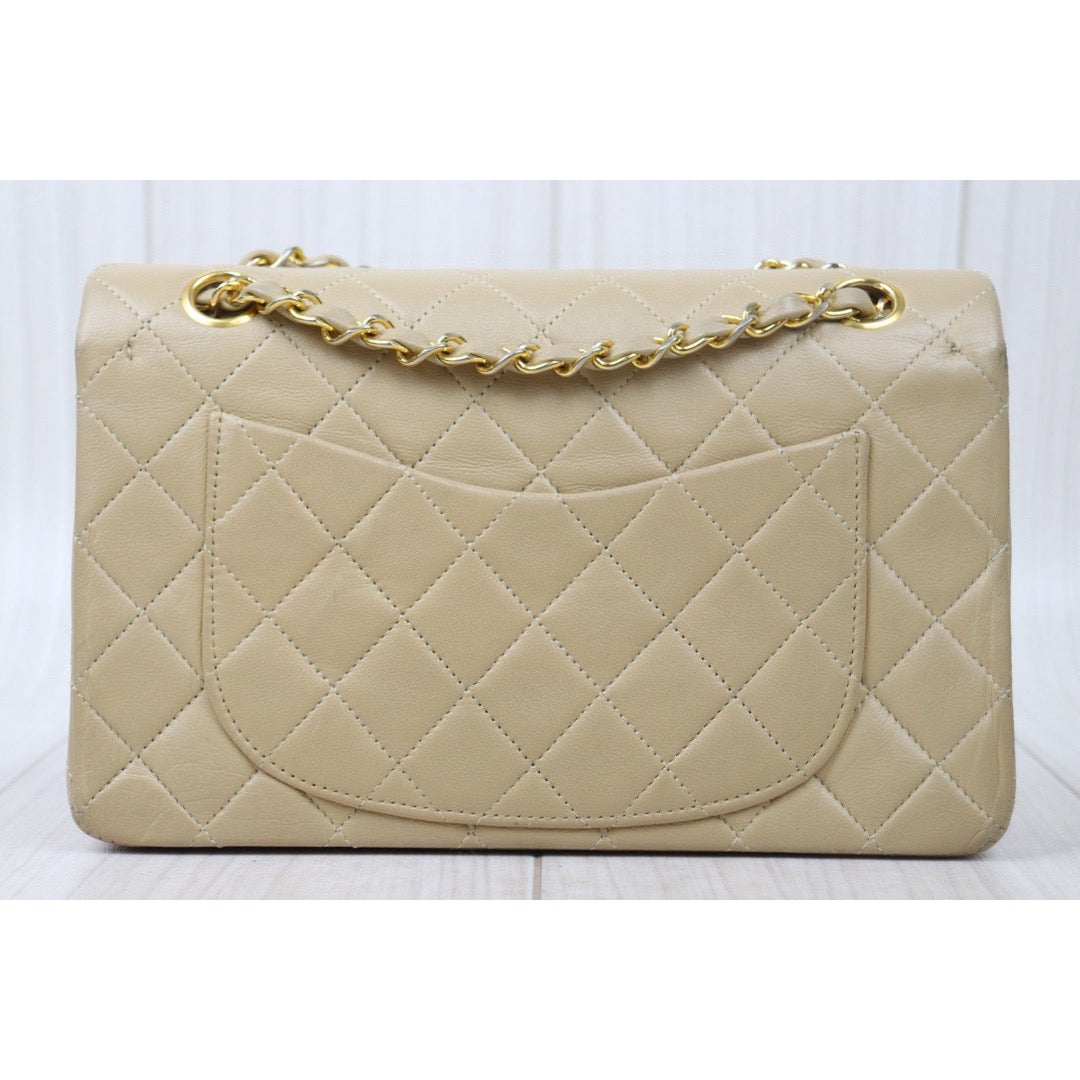 Good ( Rank AB)｜ CHANEL  Lamb Skin Beige Double Flap 23 Shoulder Bag Made in 1989-1991 Year ｜P24110109