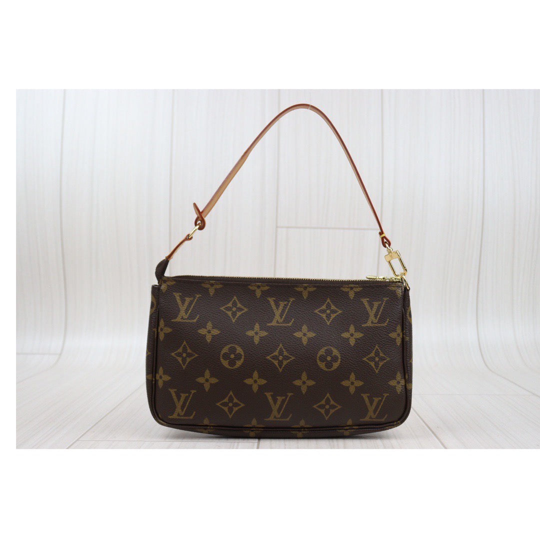 Rank A ｜ LV Monogram Pochette Accessoires ｜24030106