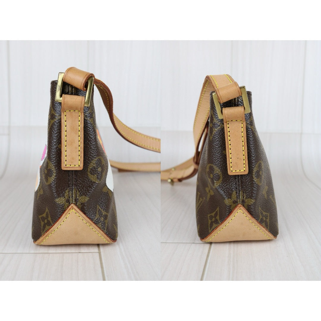 Very Good ( Rank A)｜ LV Takashi Murakam Panda Monogram Trotteur ShoulderBag ｜S25032001
