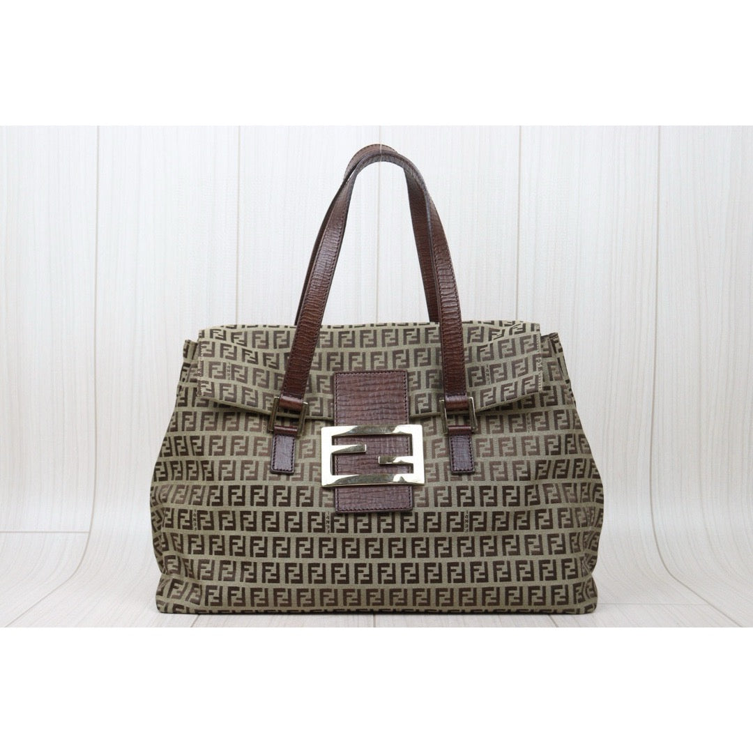 Very Good ( Rank A) ｜ FENDI Zucca Mamma Baguette Tote Bag Gold Hardware｜W24120909