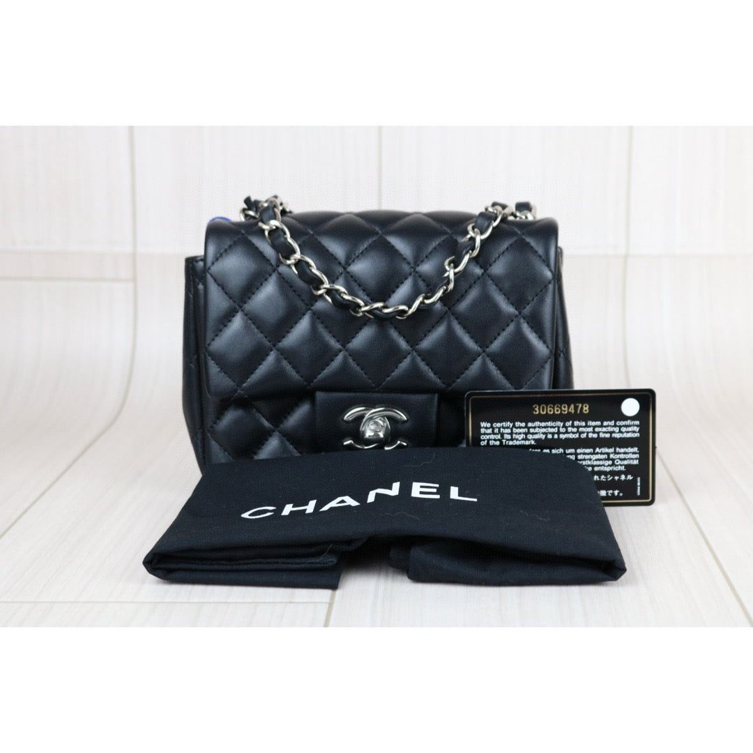 Very Good ( Rank A)｜ CHANEL Lanbskin Square 17  Shoulder Bag Black Made In 2020～2021 Year ｜W25042805