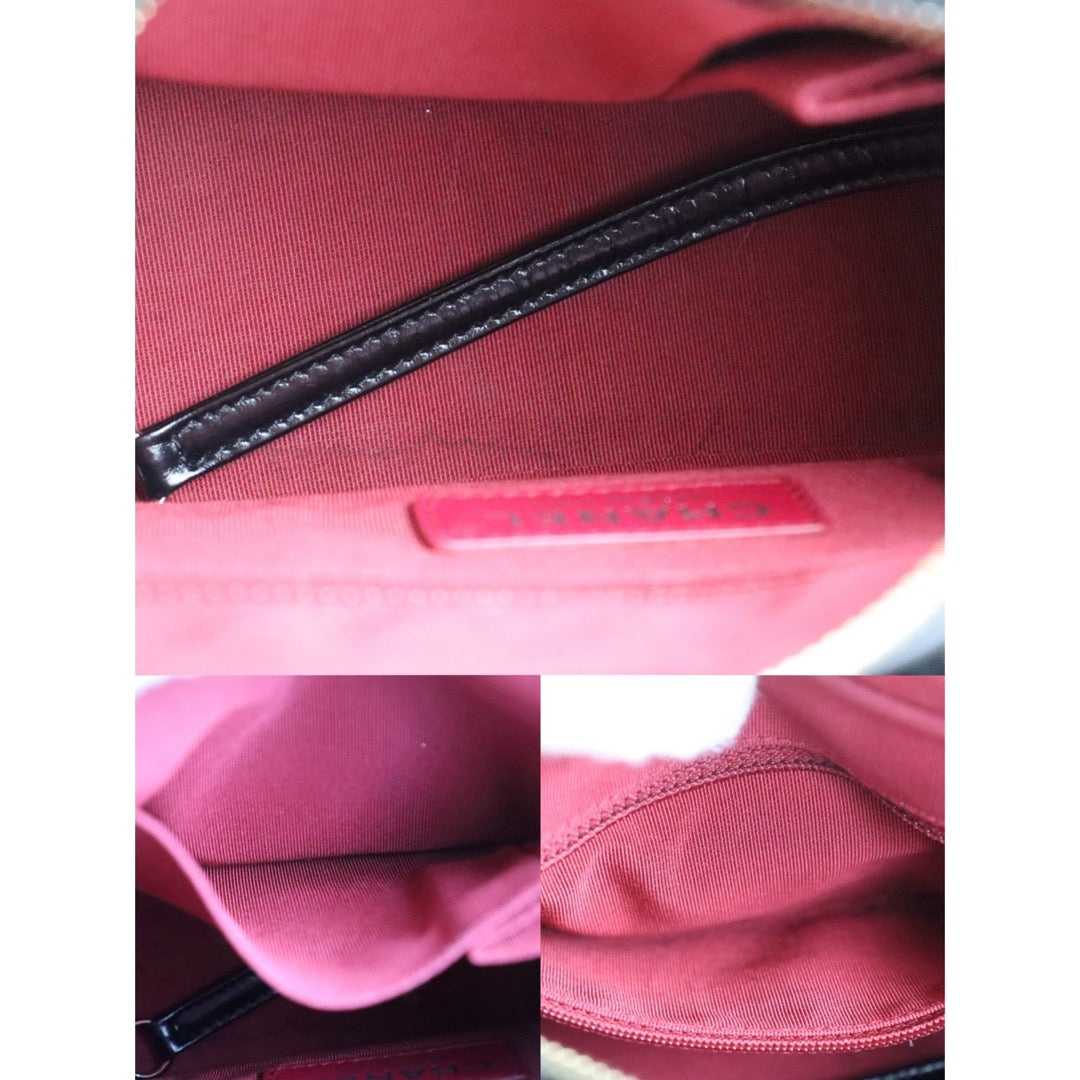 Include Entrupy Certificate of Authenticity｜Good ( Rank AB) ｜CHANEL PM Gabrielle Calf Leather Shoulder Bag Black Made In 2018Year｜S26073113