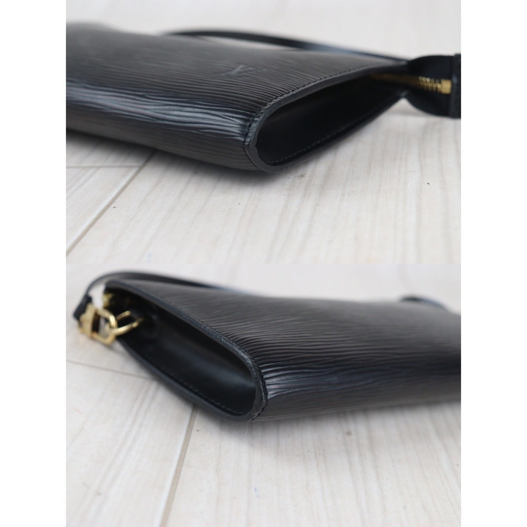 Rank A ｜LV Epi Pochette Accessoir Handbag Black｜23090908