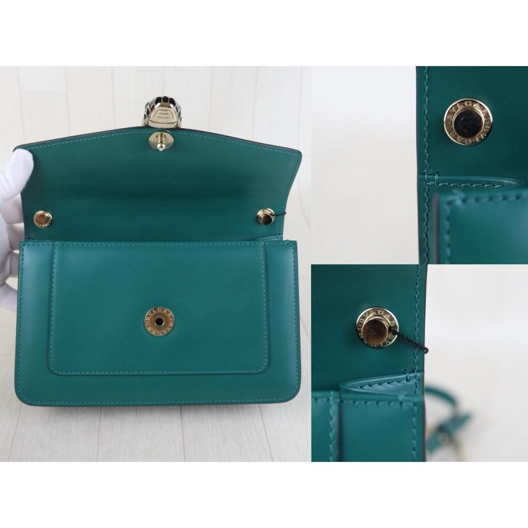Include Entrupy Certificate of Authenticity｜Very Good ( Rank A)｜Bvlgari Calf Leather Serpenti Forever Top in Emerald Green PM Shoulder Strap ｜S26090738