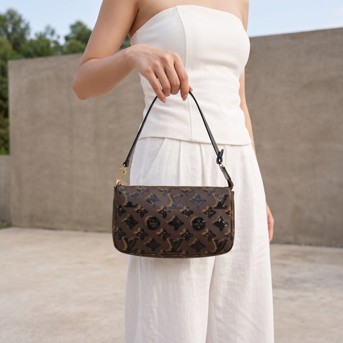Include Entrupy Certificate of Authenticity｜Very Good ( Rank A)｜ Louis Vuitton Monogram Black Sequined Pochette Accessoire  IC Chips Model｜Z26091510