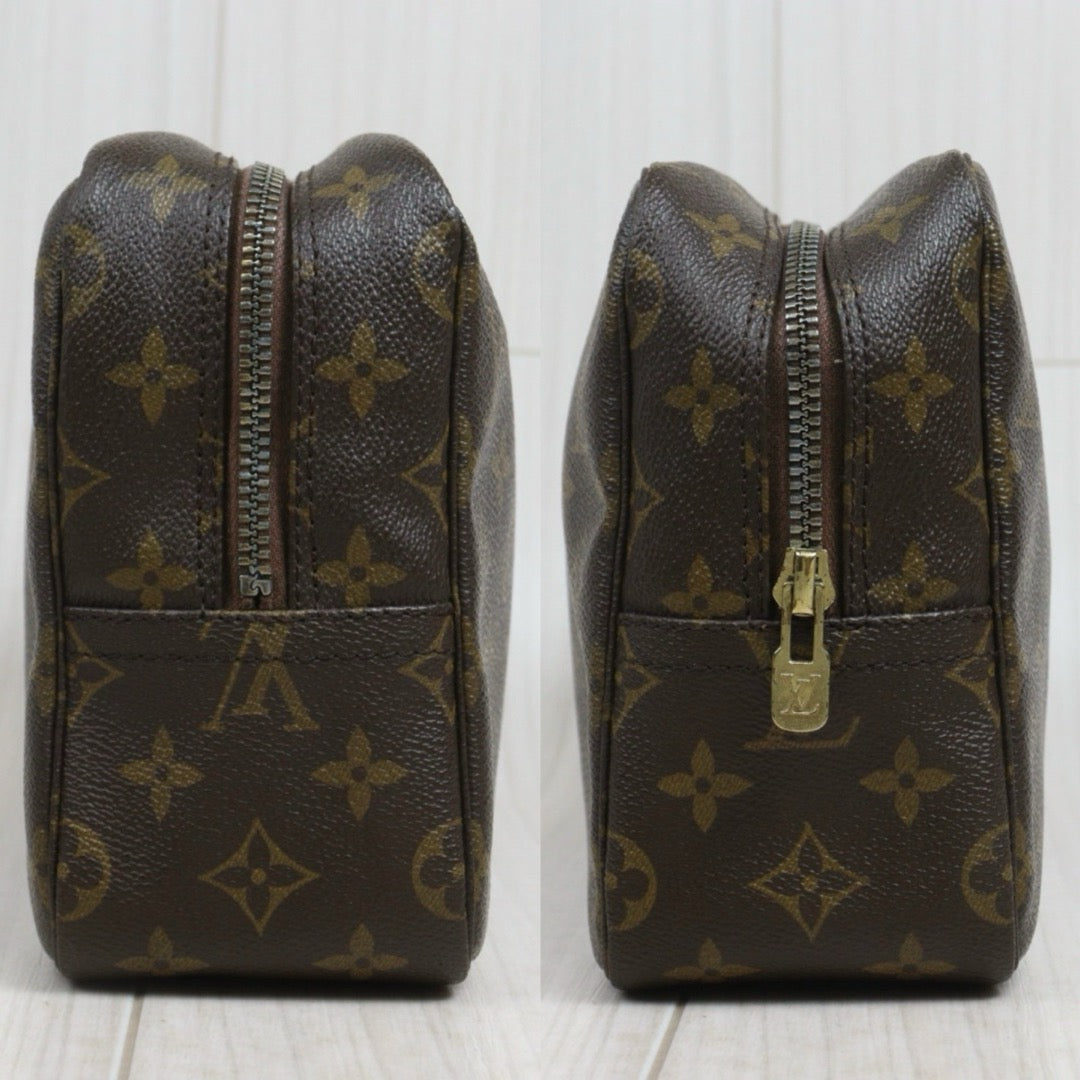 Include Entrupy Certificate of Authenticity｜Good ( Rank AB)｜ Louis Vuitton Truth Toilet 28 Monogram Makeup Pouch｜26072101