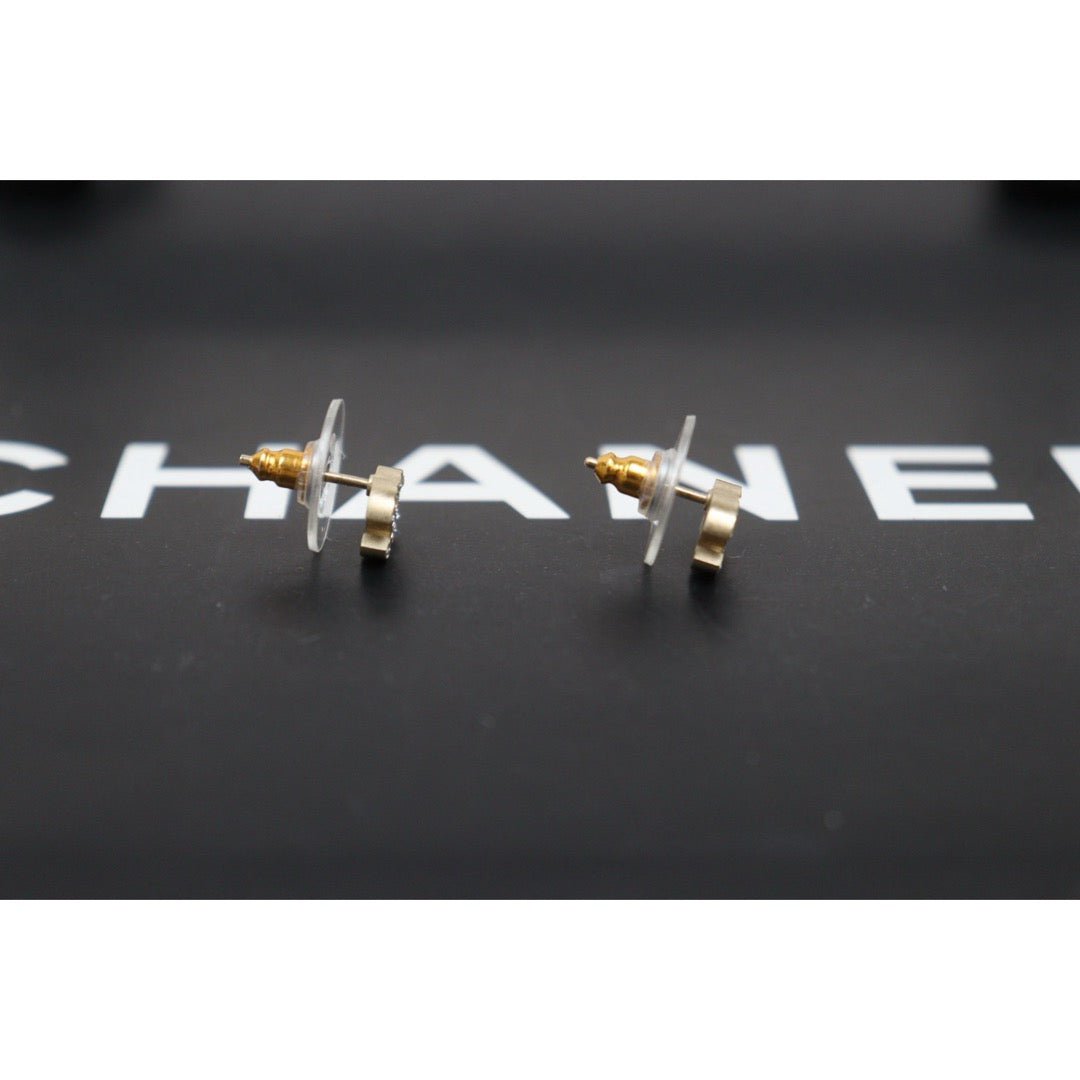 Include Authentic Detective Certificate of Authenticity｜Very Good ( Rank A) ｜CHANEL 08P COCO Mark Rhinestone Earrings Made In 2008Year｜26041312