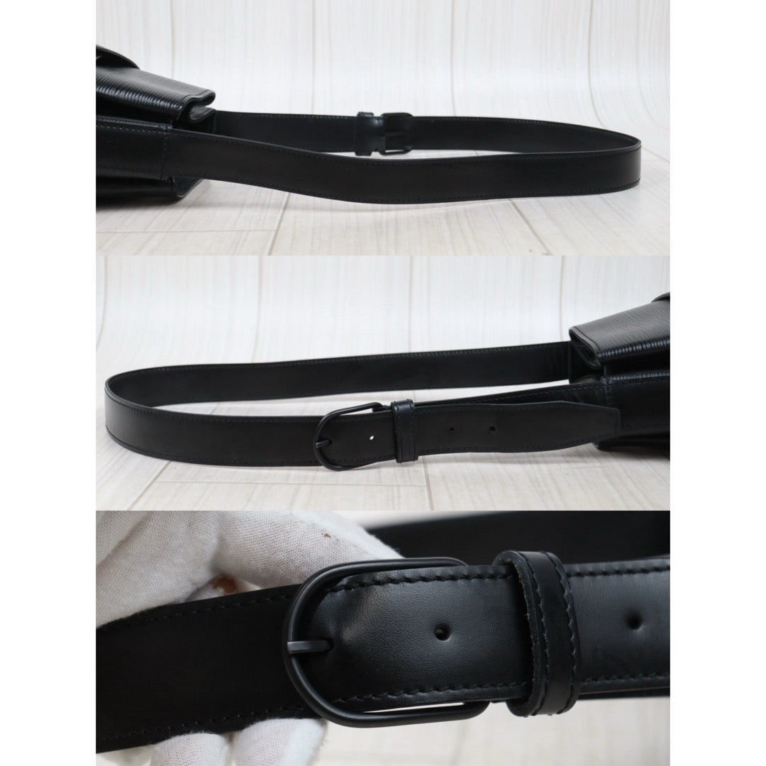 Very Good ( Rank A)｜ LV Epi Sack de Paul Shoulder Bag Black PM｜25111701