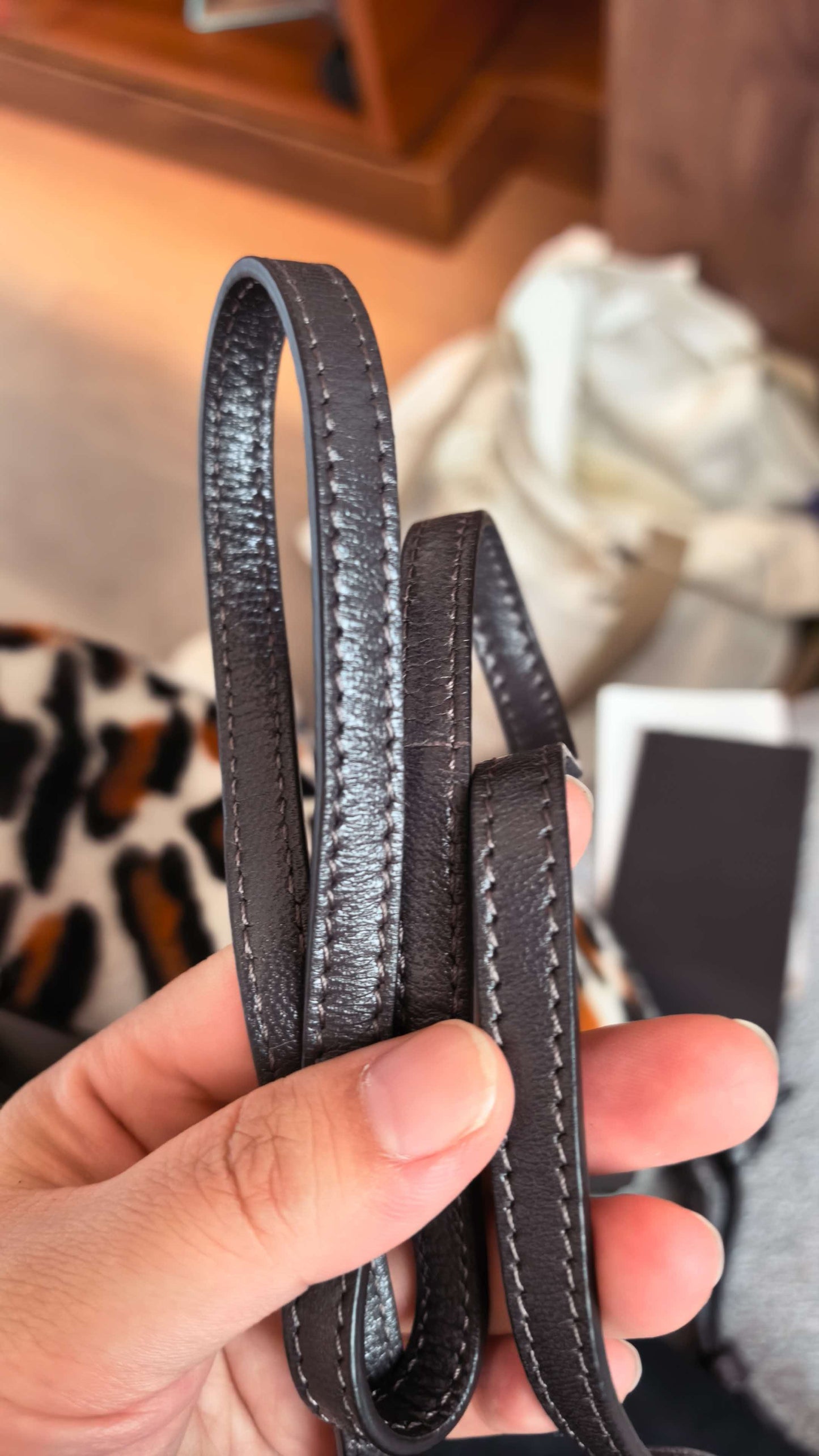 Include Entrupy Certificate of Authenticity｜Very Good ( Rank A)｜ FENDI Mamma Baguette Shoulder Bag