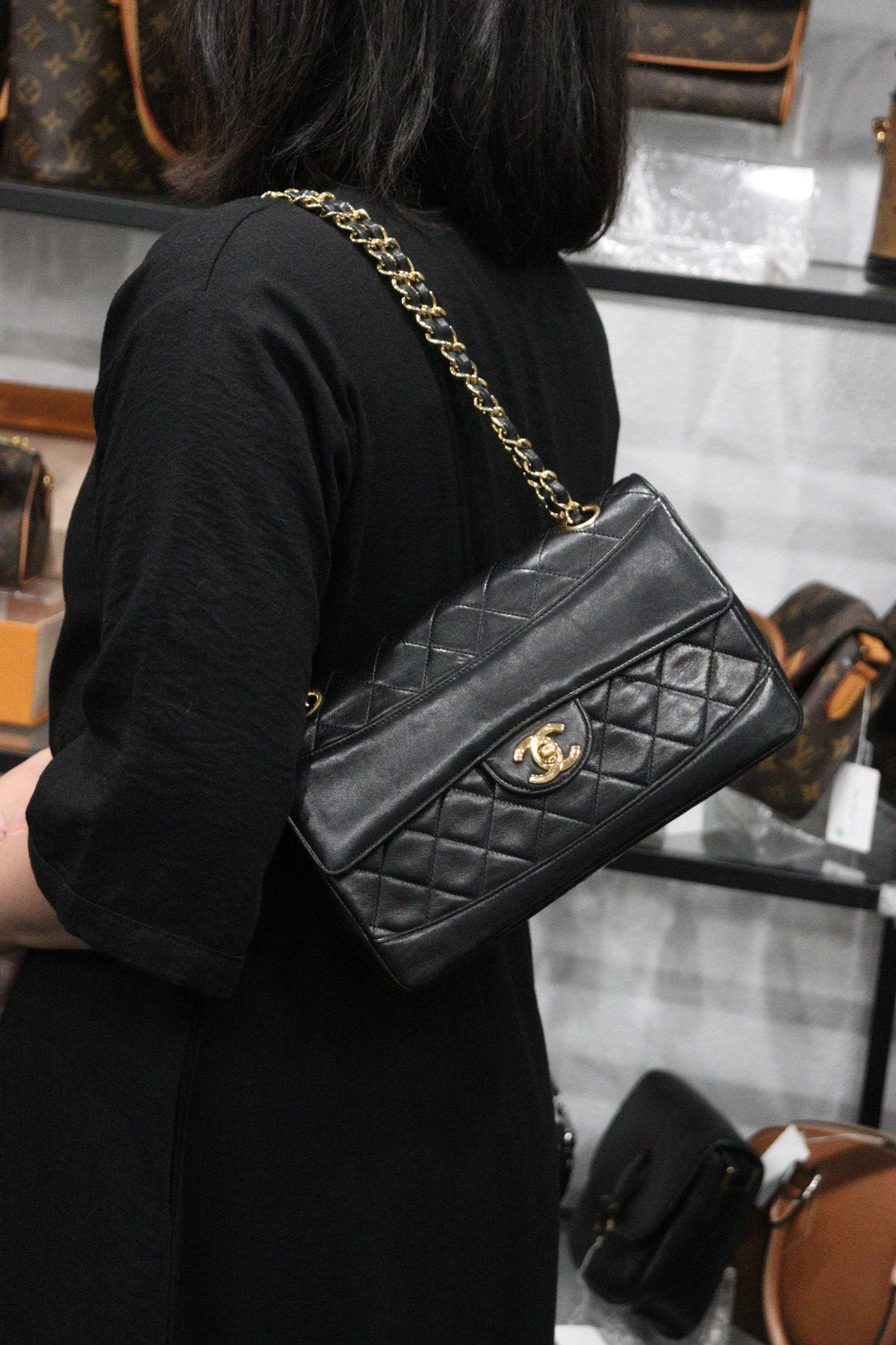 Rank A ｜ CHANEL Matrasse Lamb Skin Chain Shoulder Bag 25  Made In 1989～1991 Year ｜23121113