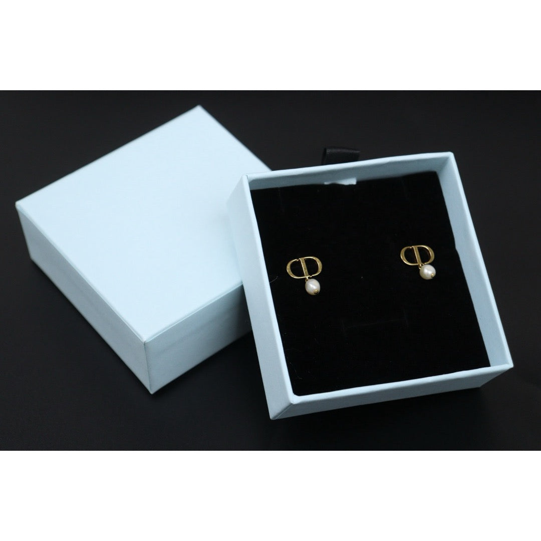 Good ( Rank AB)｜ Dior CD Pearl Earring｜V25071010