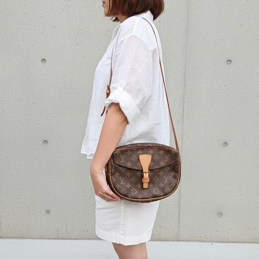 Include Entrupy Certificate of Authenticity｜Good ( Rank AB)｜  Louis Vuitton Monogram Genefeuille MM Shoulder Bag ｜26050712