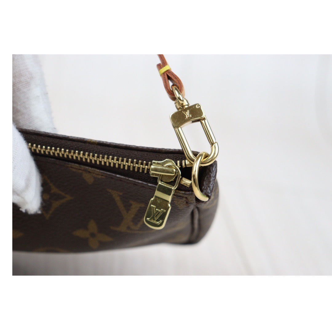 Rank A ｜ LV Monogram Pochette Accessoires ｜24011217