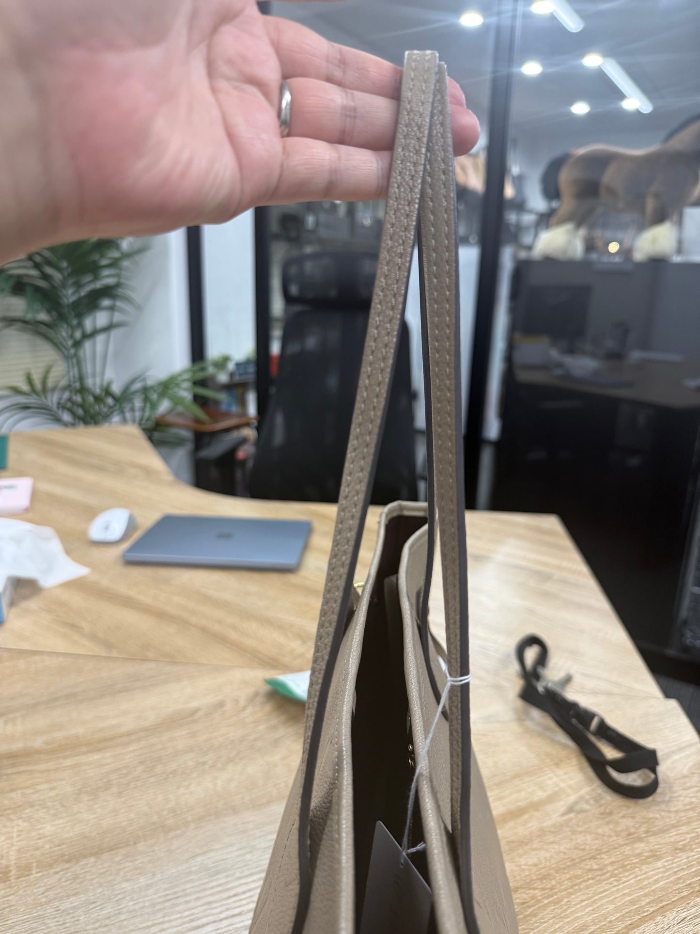 LV Full leather Neverful MM Shoulder Bag IC chips