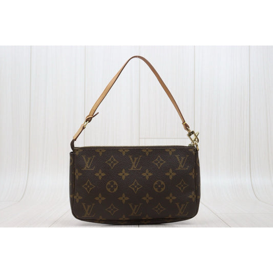 Good ( Rank AB)｜LV Monogram Pochette Accessoires ｜25110611