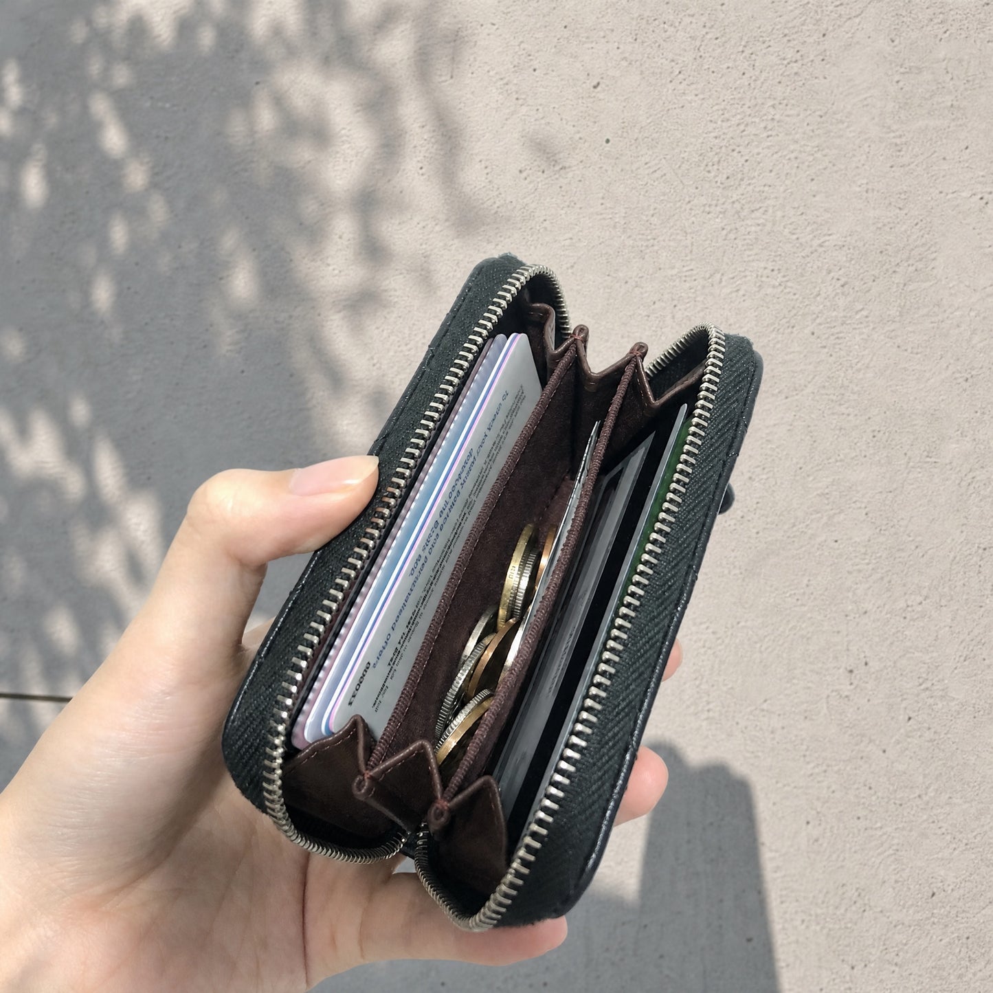 Include Entrupy Certificate of Authenticity｜Good ( Rank AB)｜CHANEL Lamb Skin Black Zip Coin Purse Made In 2020Year｜S26072506