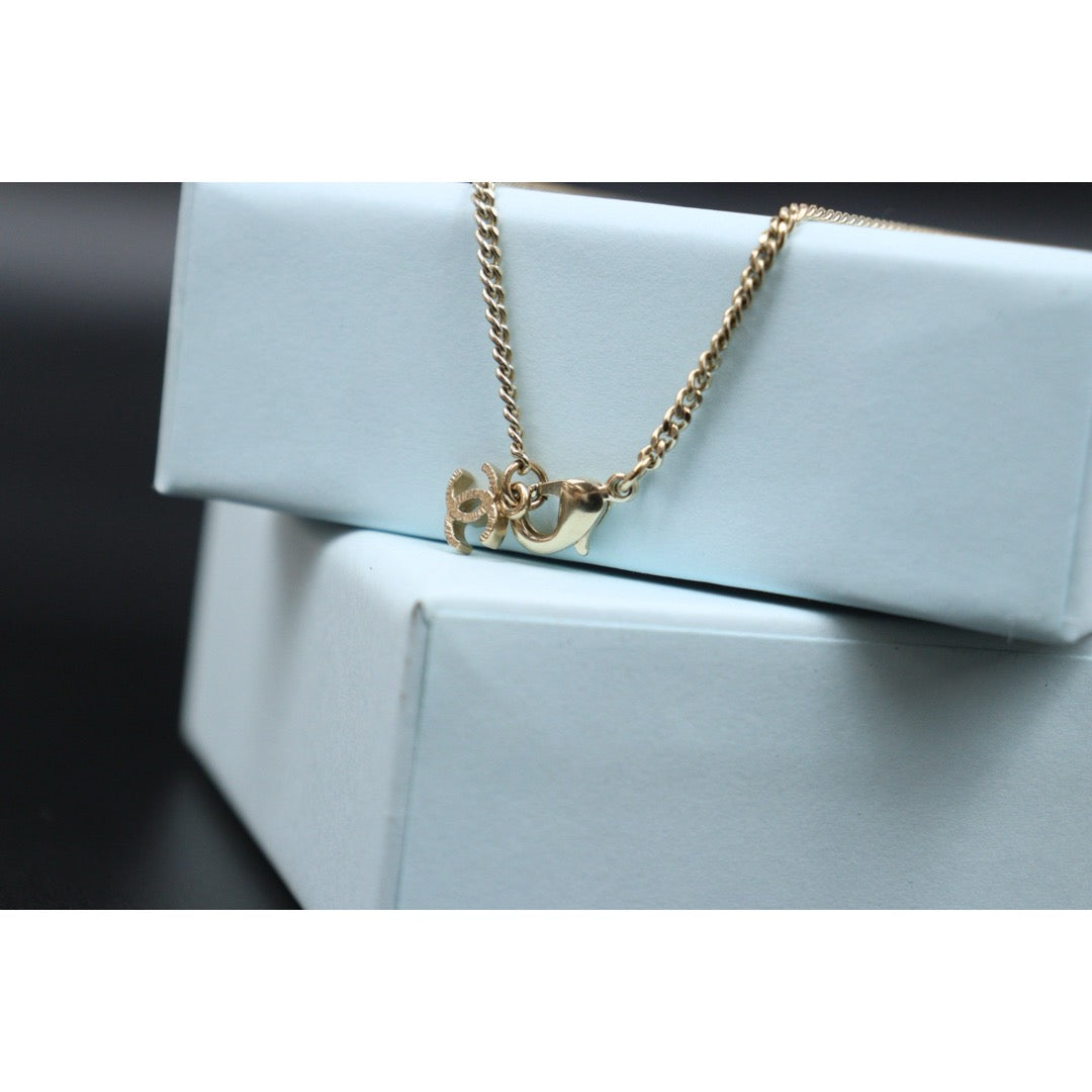 Very Good ( Rank A)｜CHANEL COCO Mark Hollow Design Necklace Golden｜V25070204