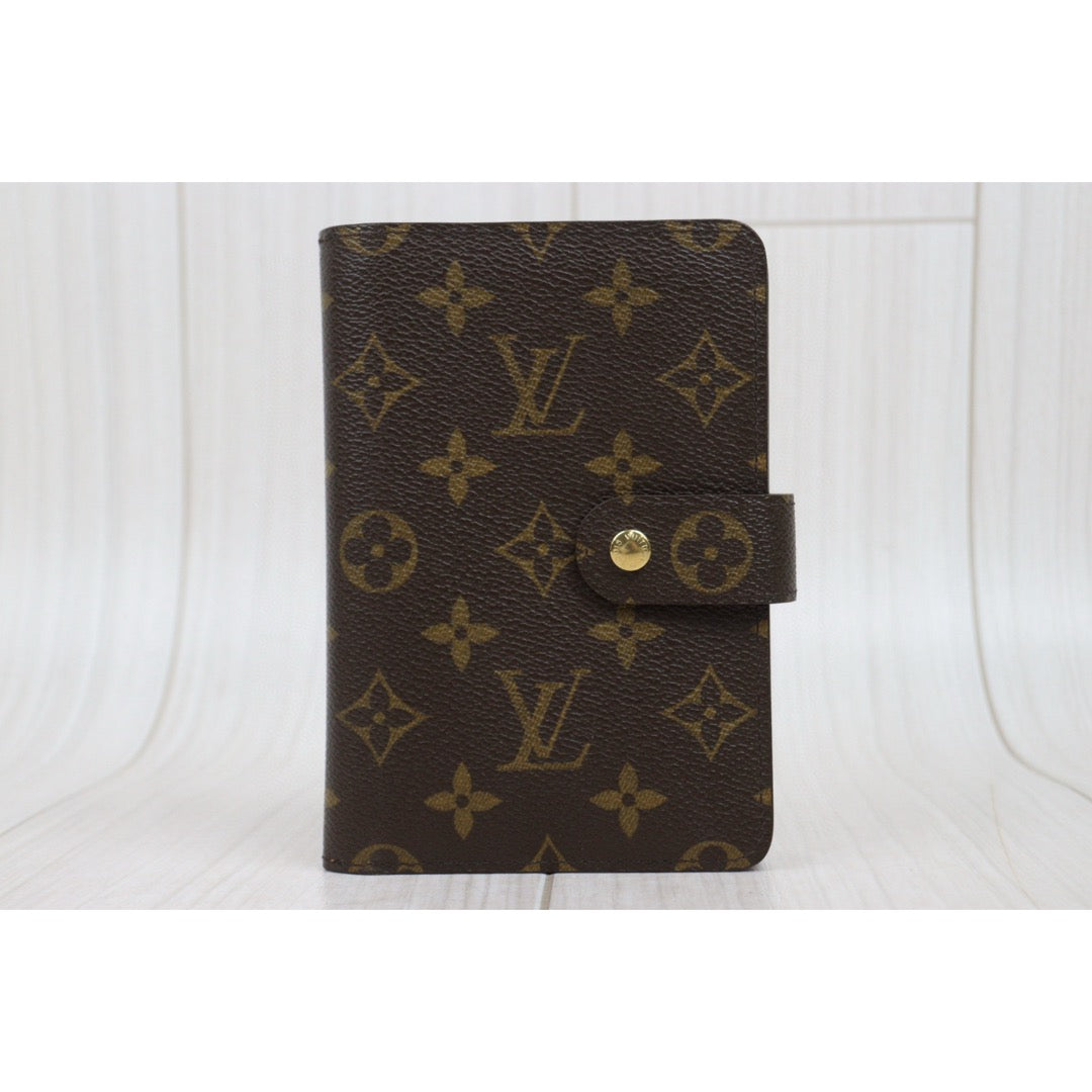 Very Good ( Rank A)｜  LV  Monogram Wallet｜25030702