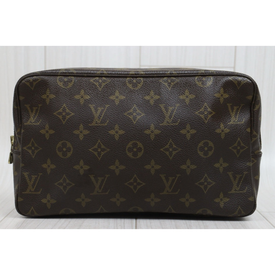 Include Entrupy Certificate of Authenticity｜Good ( Rank AB)｜ Louis Vuitton Truth Toilet 28 Monogram Makeup Pouch｜26070304