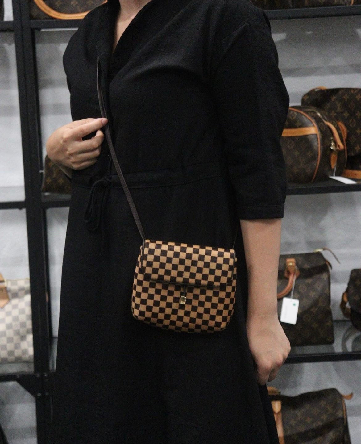 Rank A ｜ LV Gazelle Damier Sauvage Halaco Shoulder Bag Brown ｜23101303