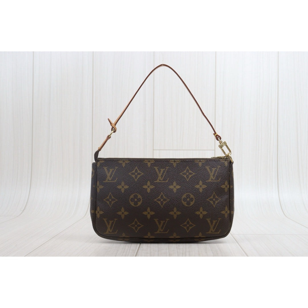 Include Entrupy Certificate of Authenticity｜Good ( Rank AB)｜Louis Vuitton Monogram Pochette Accessoire  ｜26082006