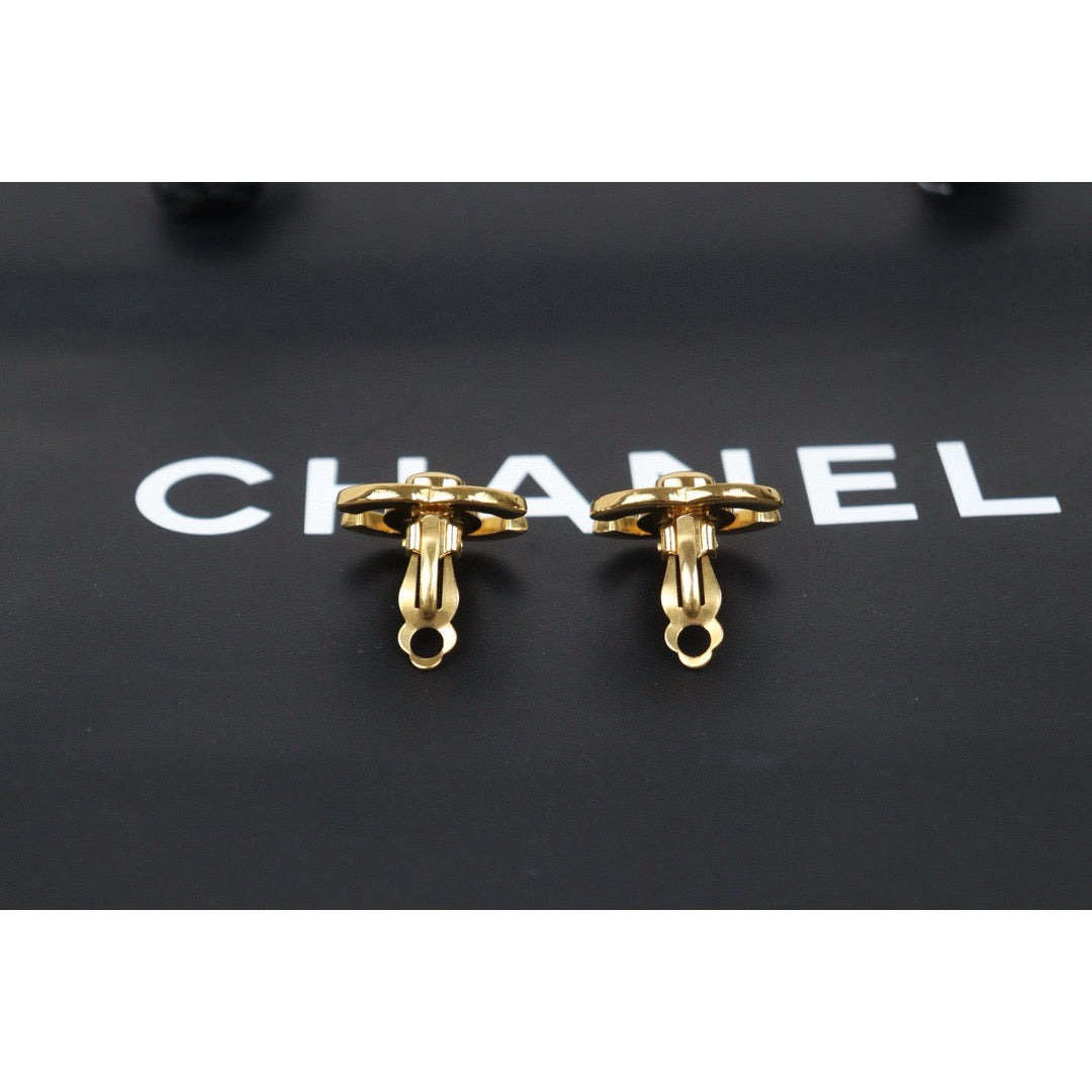 Very Good ( Rank A) ｜CHANEL Vintage 18K Gold Plating Earrings  Made In 1995Year ｜24111419