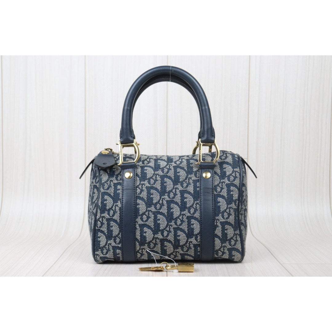 Very Good ( Rank A)｜ Dior Trotter  Poston 20 Bag  ｜V24110720