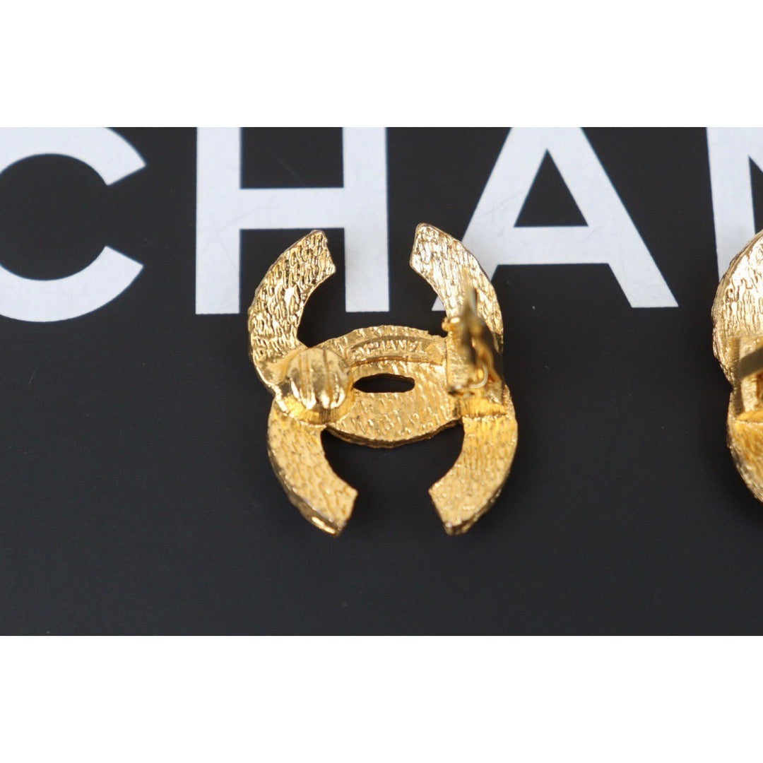 Very Good ( Rank A)｜CHANEL Coco Mark Knitting Design Earrings ｜24042514