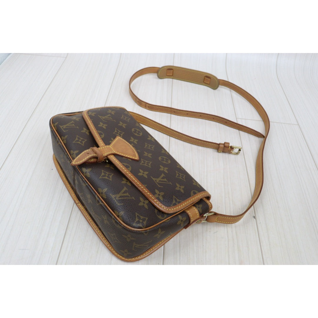 Fair ( Rank B)｜LV Monogram Sologne ShoulderBag｜26012206