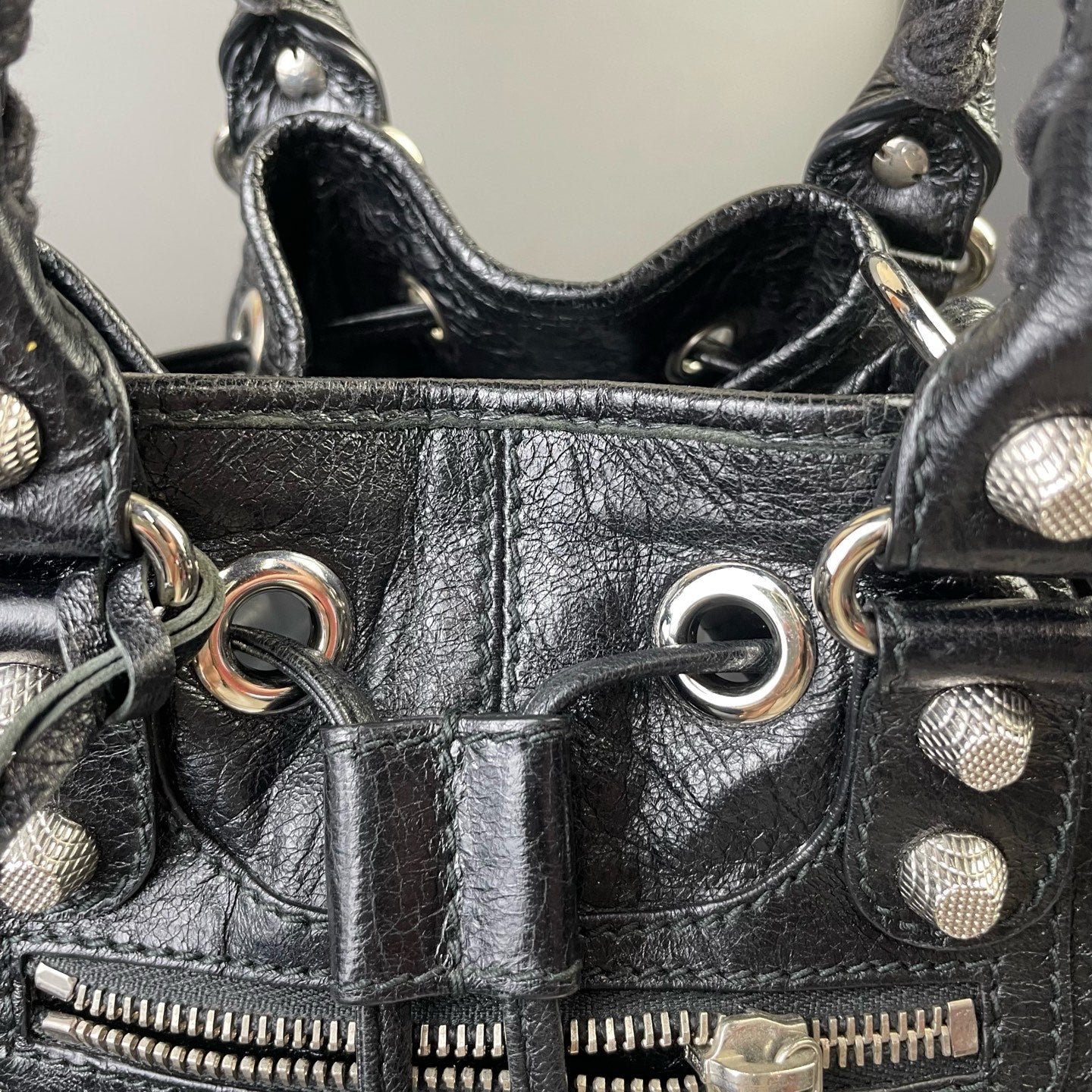 Very Good ( Rank A)｜Balenciaga Le cagole Shoulder Bag Black