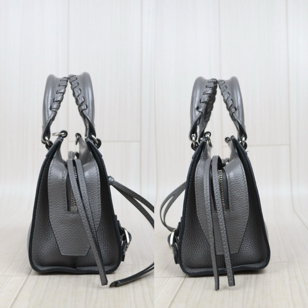 Very Good ( Rank A)｜Balenciaga Calf Leather Neo Classic City Grey HandBag ｜V25091604