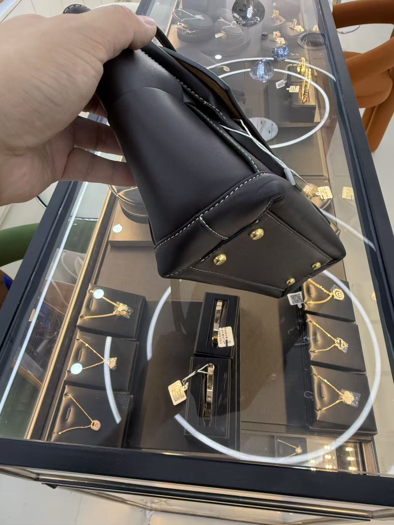 Bottega Veneta arco 33 Bag Brown