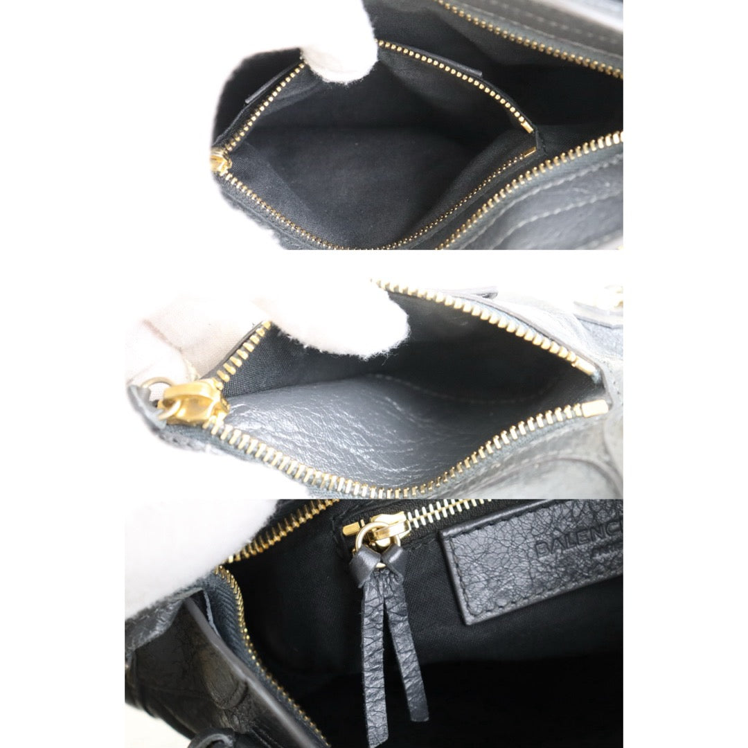 Include Entrupy Certificate of Authenticity｜Very Good ( Rank A)｜Balenciaga Waxed Leather Gaint Classic City Mini Grey HandBag Shoulder Bag ｜Z26100206