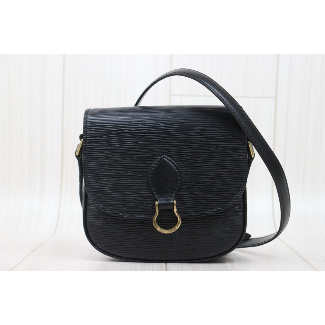 Very Good ( Rank A)｜LV Epi Saint-Cloud PM Shoulder Bag Black｜25070802