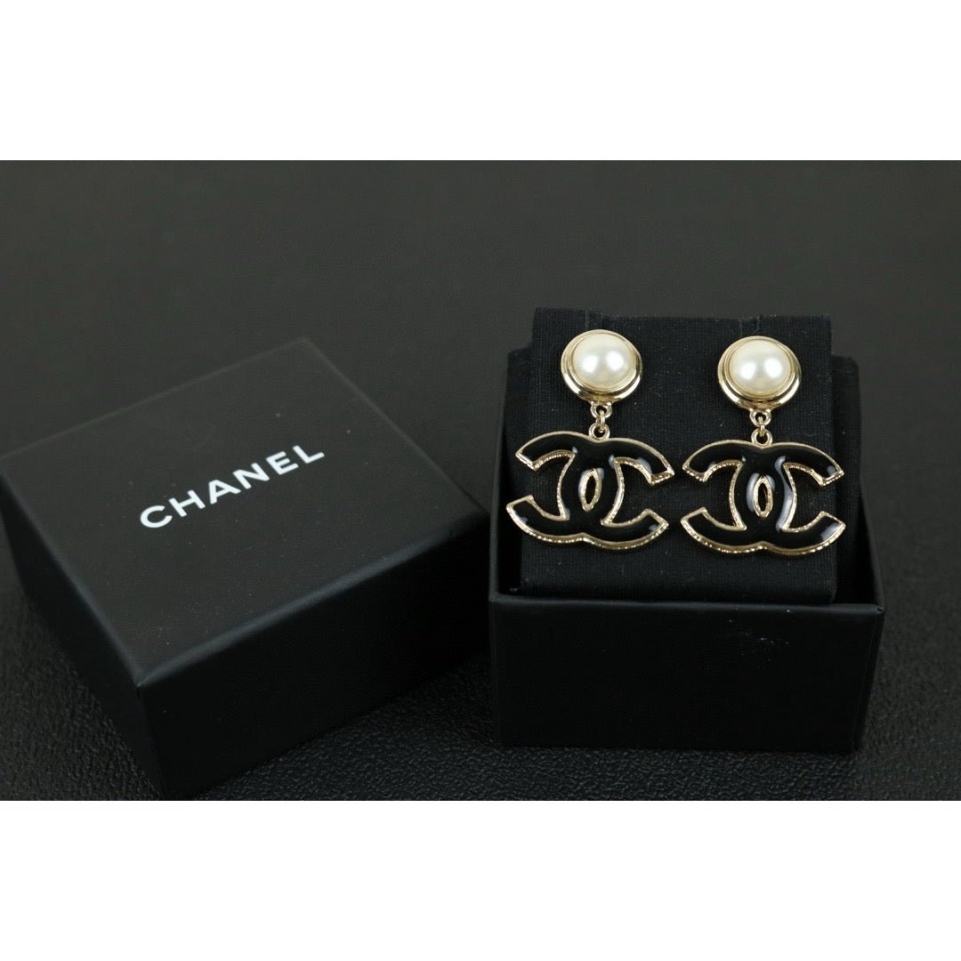 Very Good ( Rank A) ｜CHANEL Pearl COCO Mark Drop Stud Earrings ｜X24111202