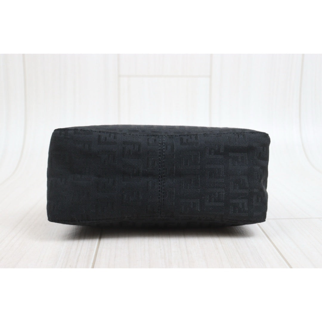Include Entrupy Certificate of Authenticity｜Very Good ( Rank A)｜ FENDI  Zucca Mamma Canvas Bucket Hand Bag Black ｜26100103